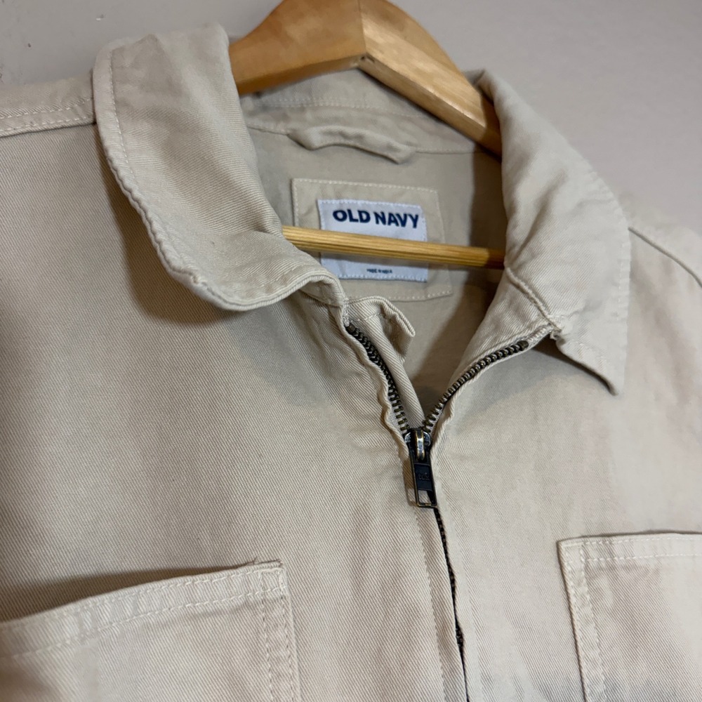 Old Navy Workwear Zip Shacket Wish Bone Beige - Picture 4 of 14